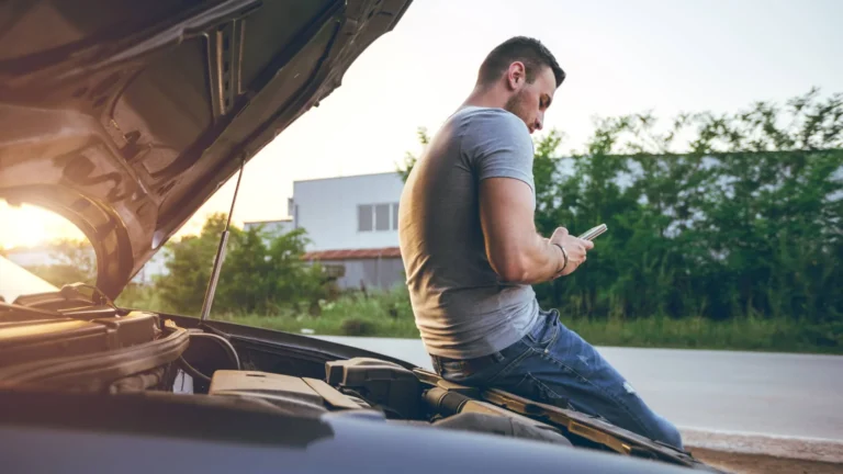 regal seguros hombre coche